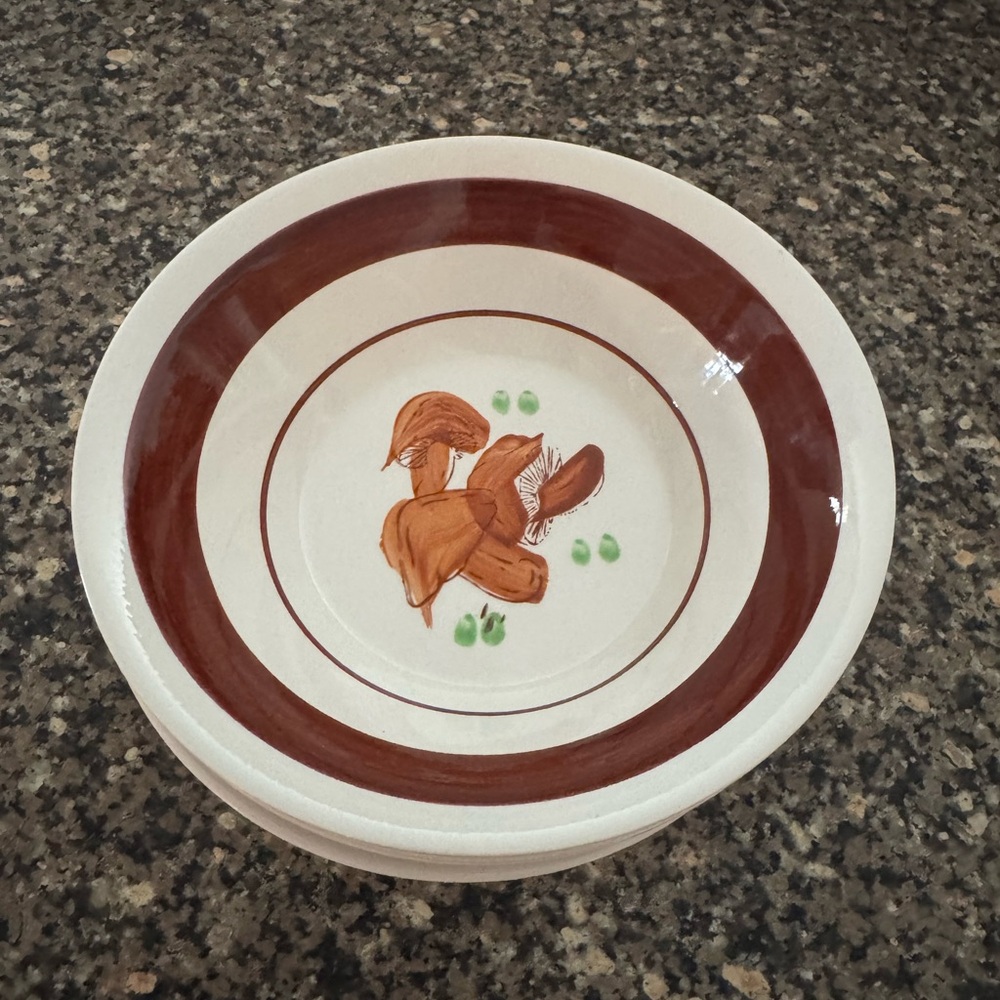 Vintage Brown and White Bowl Set